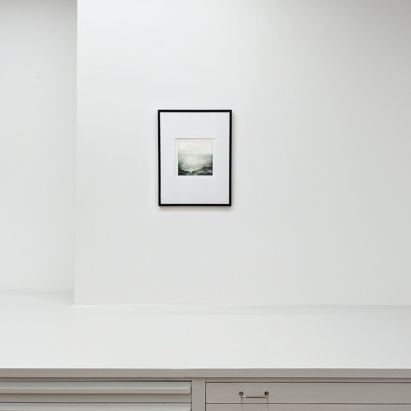 Thin places - Where home no longer is sighted Columba's bay - i svart ram