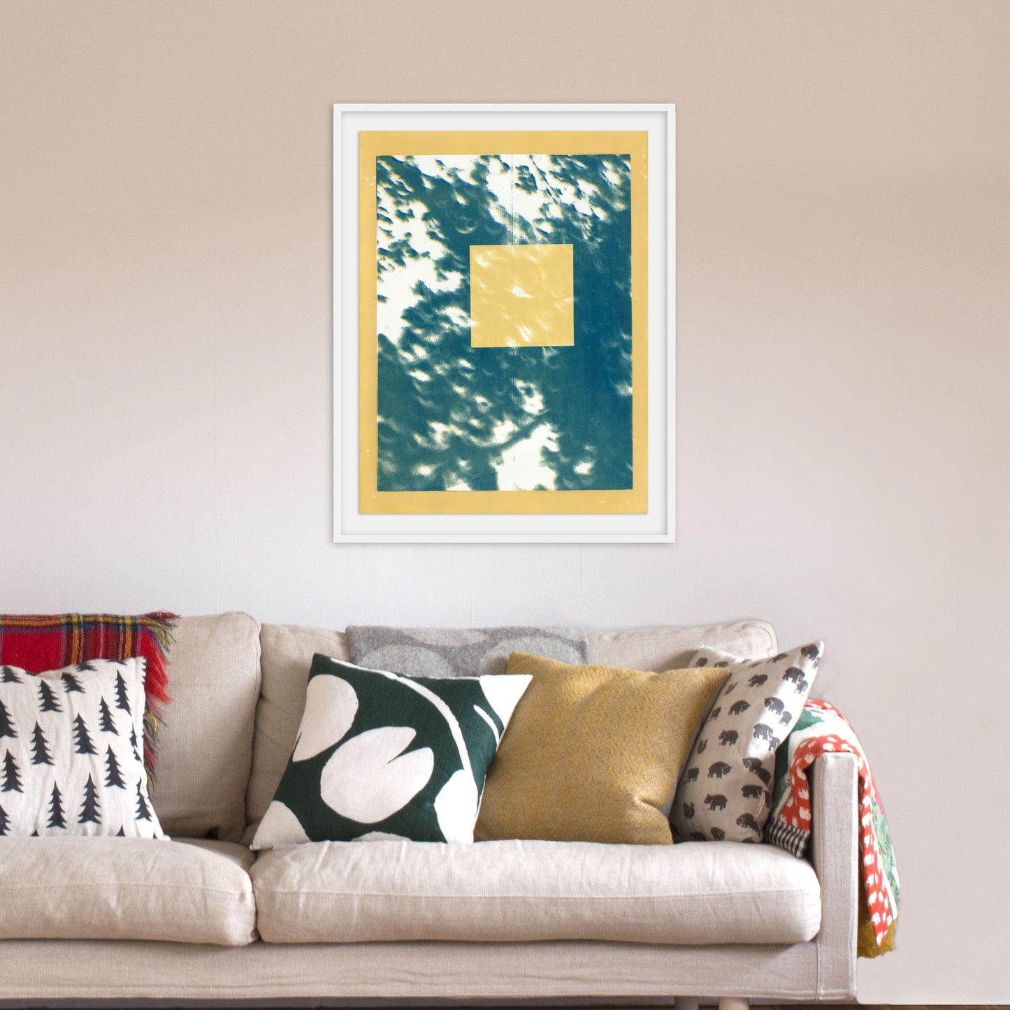 Where the light falls (V)